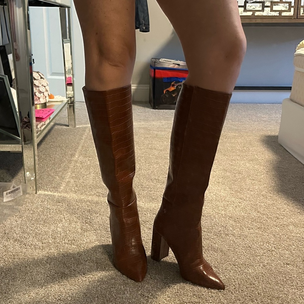 H&M Chic Brown Heeled Boots